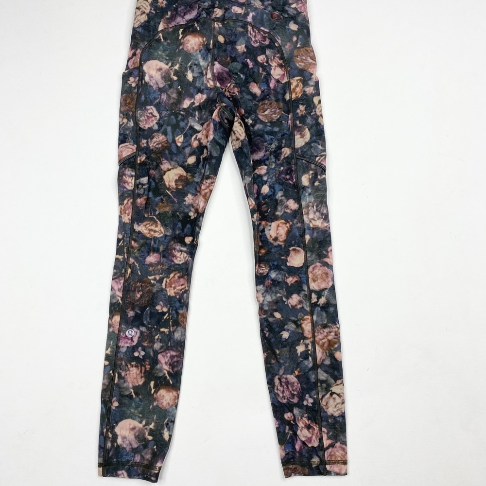 Lululemon Athletica Speed Up Tight 28" in Frosted Rose - Picture 6 of 10